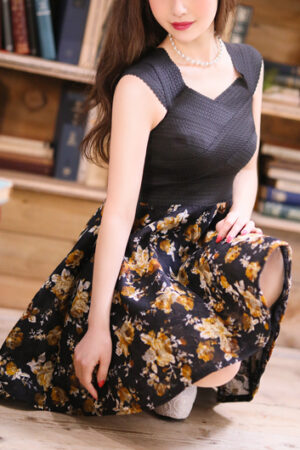 渋谷 高級デリヘル【CLUB麗花】 手塚 利律子