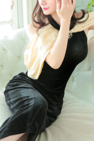 渋谷 高級デリヘル【CLUB麗花】 三輪 百合子